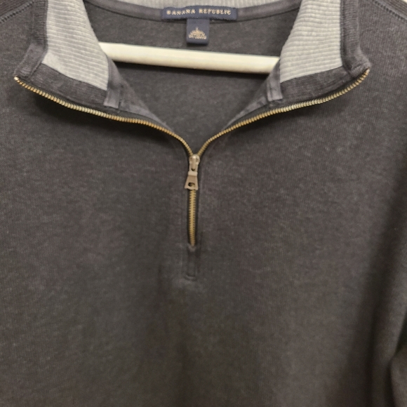 Banana Republic Men's Quarter Zip Sweater Size Large - Picture 4 of 12